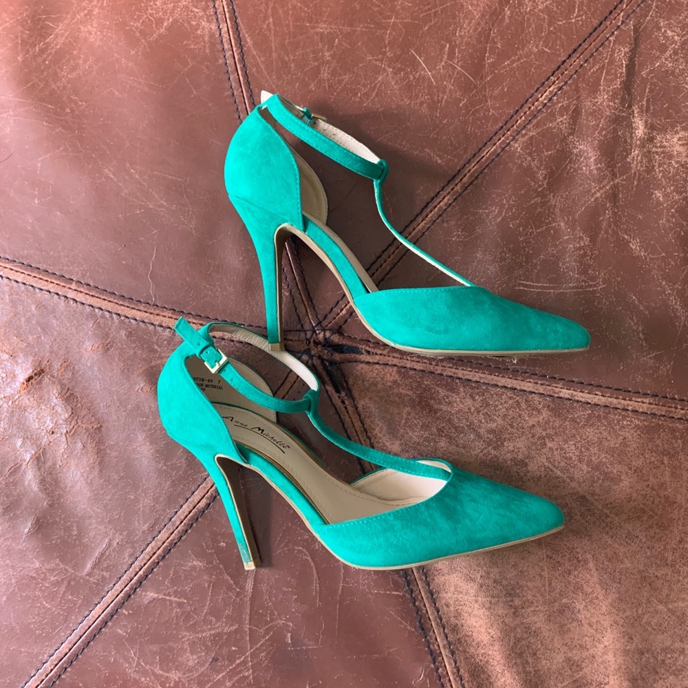 Anne Michelle T-Strap Emerald Heels